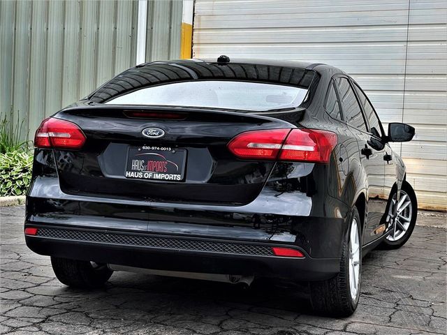 2017 Ford Focus SE 4dr Sedan - 21443697 - 7