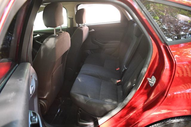 2017 Ford Focus SEL Hatch - 23026236 - 26