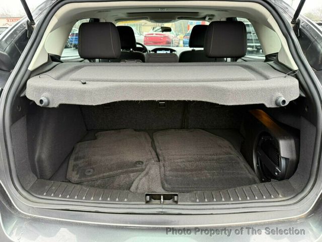 2017 Ford Focus SEL HATCHBACK W/ SUNROOF, BLUETOOTH, & CRUISE CONTROL - 22961875 - 30