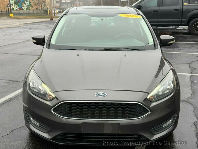 2017 Ford Focus SEL HATCHBACK W/ SUNROOF, BLUETOOTH, & CRUISE CONTROL - 22961875 - 5