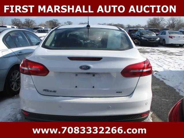 2017 Ford Focus SEL Sedan - 22977946 - 2