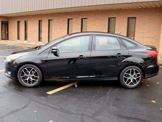 2017 Ford Focus SEL Sedan - 22656587 - 6