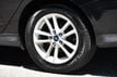 2017 Ford Focus SE Sedan - 23025752 - 9