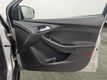 2017 Ford Focus SE Sedan - 22968419 - 17