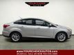 2017 Ford Focus SE Sedan - 22968419 - 5