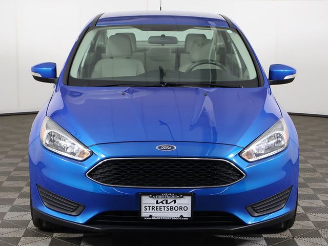 2017 Ford Focus SE Sedan - 23068018 - 6