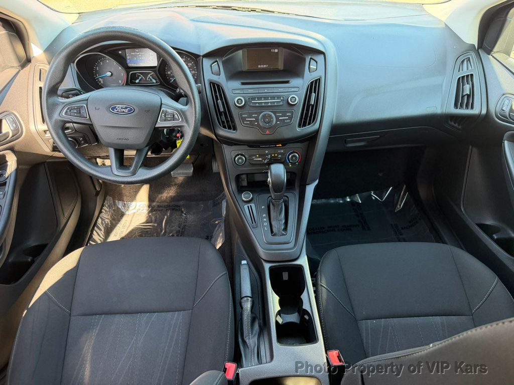 2017 Ford Focus S Sedan - 22949865 - 18