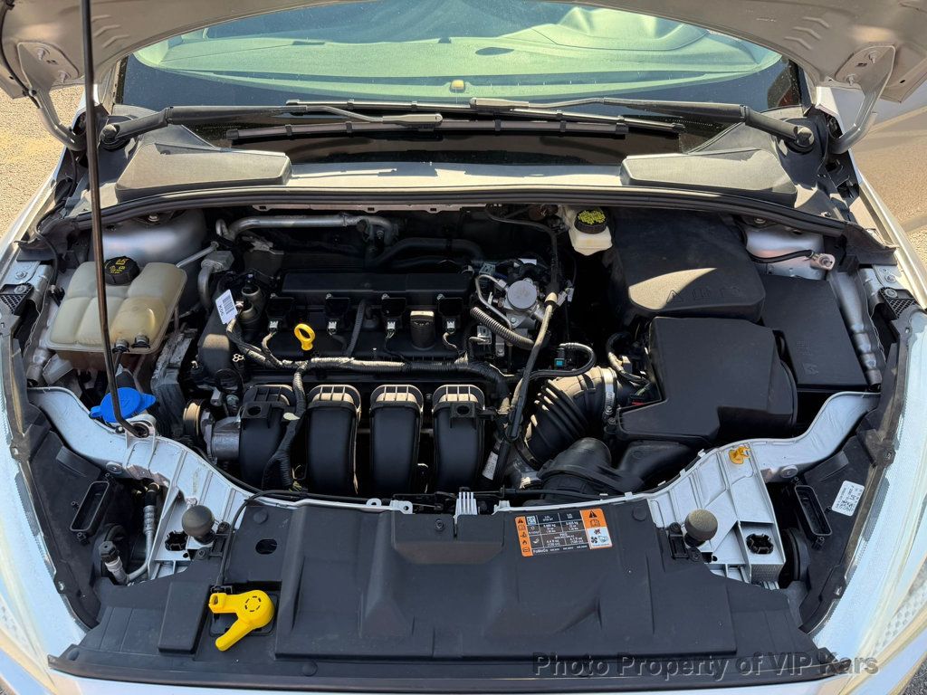 2017 Ford Focus S Sedan - 22949865 - 7