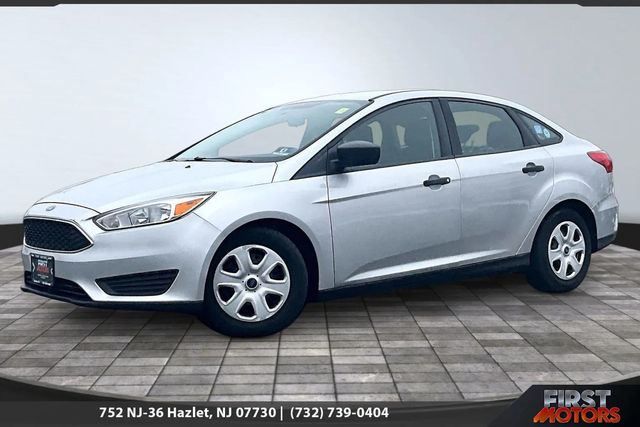 2017 Ford Focus S Sedan - 22986174 - 0