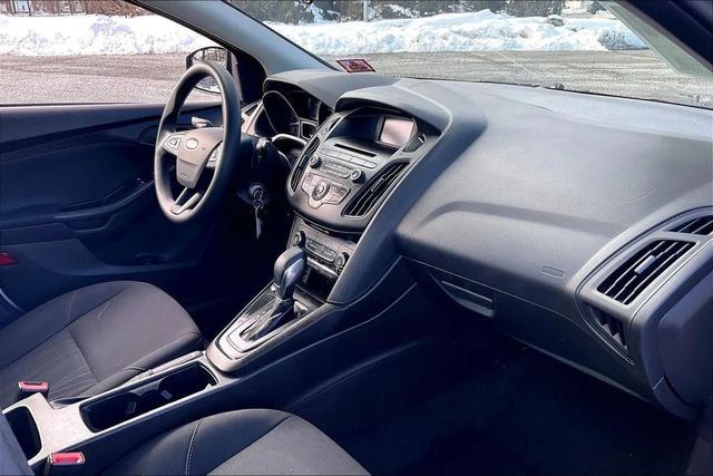 2017 Ford Focus S Sedan - 22986174 - 12