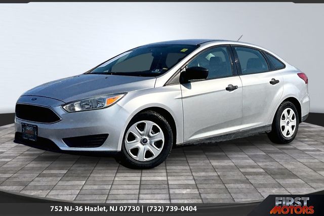 2017 Ford Focus S Sedan - 22996456 - 0