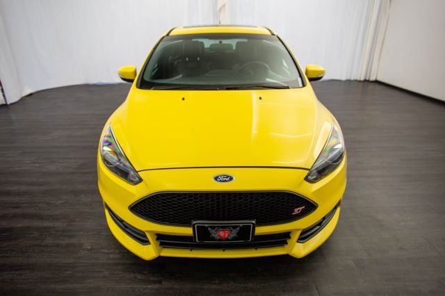 2017 Ford Focus ST Hatch - 22974400 - 13