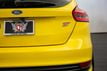 2017 Ford Focus ST Hatch - 22974400 - 38