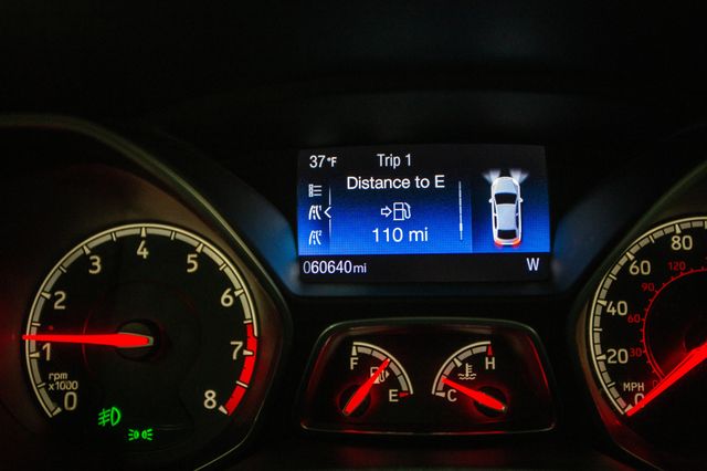 2017 Ford Focus ST Hatch - 22974400 - 5