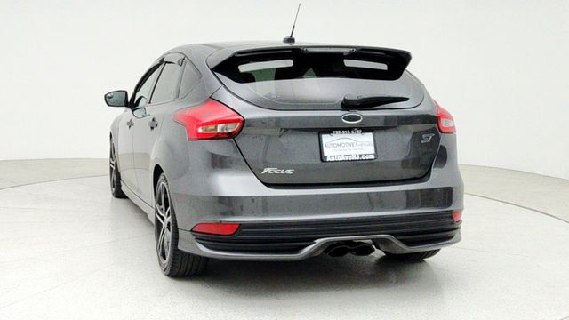 2017 Ford Focus ST Hatch - 22942627 - 5