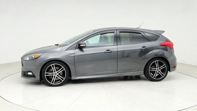 2017 Ford Focus ST Hatch - 22942627 - 7