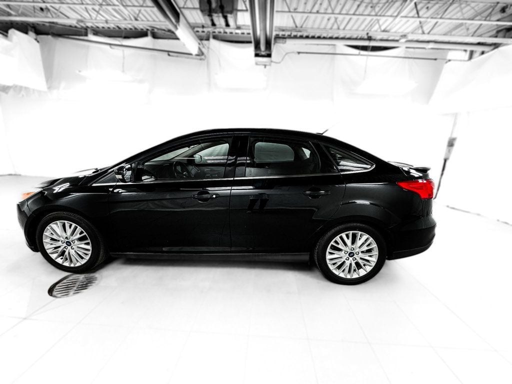 2017 Ford Focus TITANIUM - 22857041 - 2