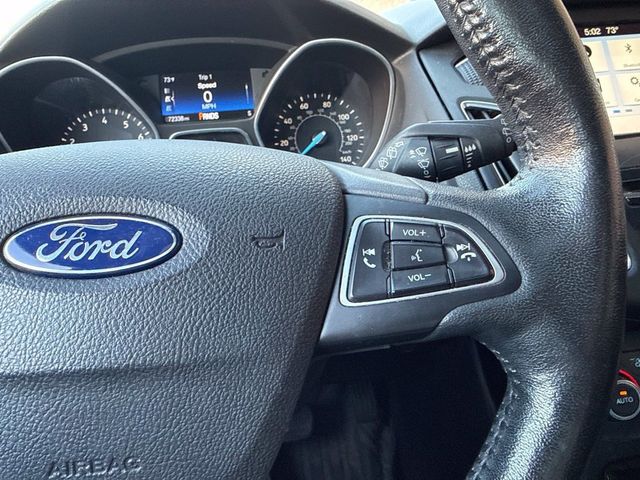 2017 Ford Focus Titanium Hatch - 23098762 - 14