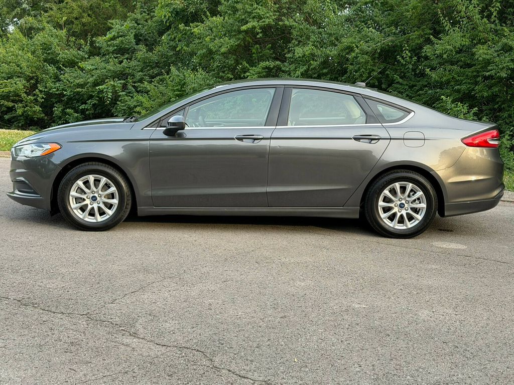 2017 Ford Fusion Fusion S FWD, Magnetic Metallic Exterior, Bluetooth Audio - 23028188 - 3