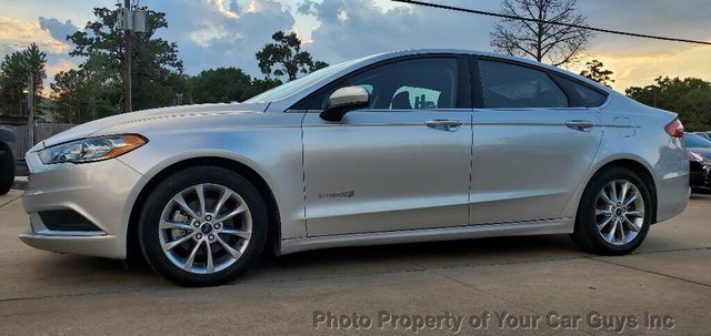 2017 Ford Fusion Hybrid SE - 22917449 - 23