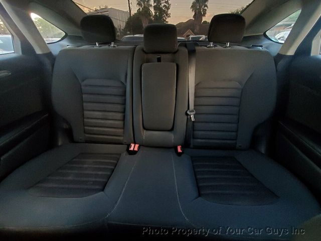 2017 Ford Fusion Hybrid SE - 22917449 - 26