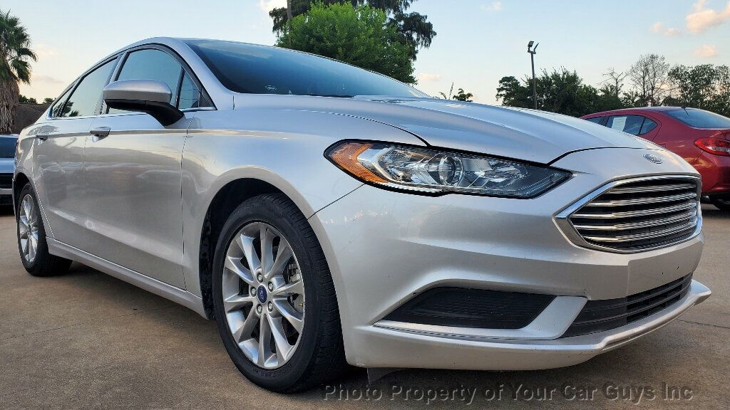 2017 Ford Fusion SE Hybrid photo 7