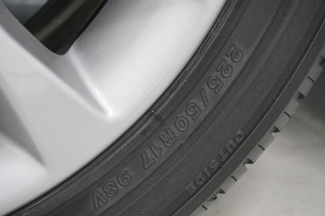 2017 Ford Fusion Hybrid SE FWD - 22978492 - 24