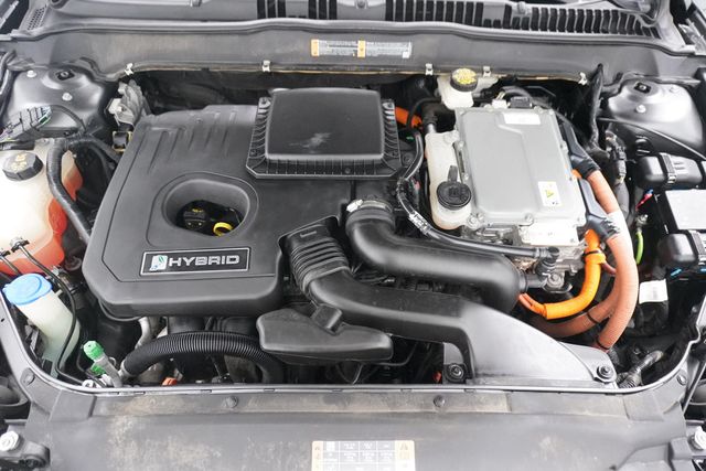 2017 Ford Fusion Hybrid SE FWD - 22978492 - 26