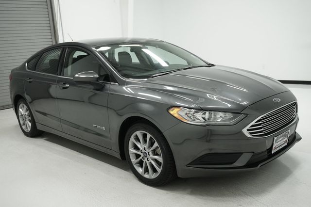 2017 Ford Fusion Hybrid SE FWD - 22978492 - 2