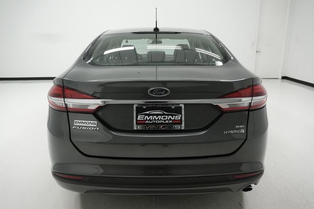 2017 Ford Fusion Hybrid SE FWD - 22978492 - 4