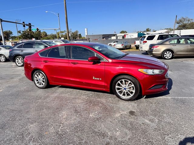 2017 Ford Fusion Hybrid SE FWD - 22955463 - 1