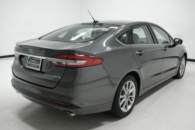 2017 Ford Fusion Hybrid S FWD - 22946430 - 3