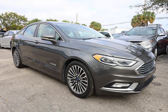 2017 FORD Fusion Hybrid Titanium FWD - 22714766 - 4