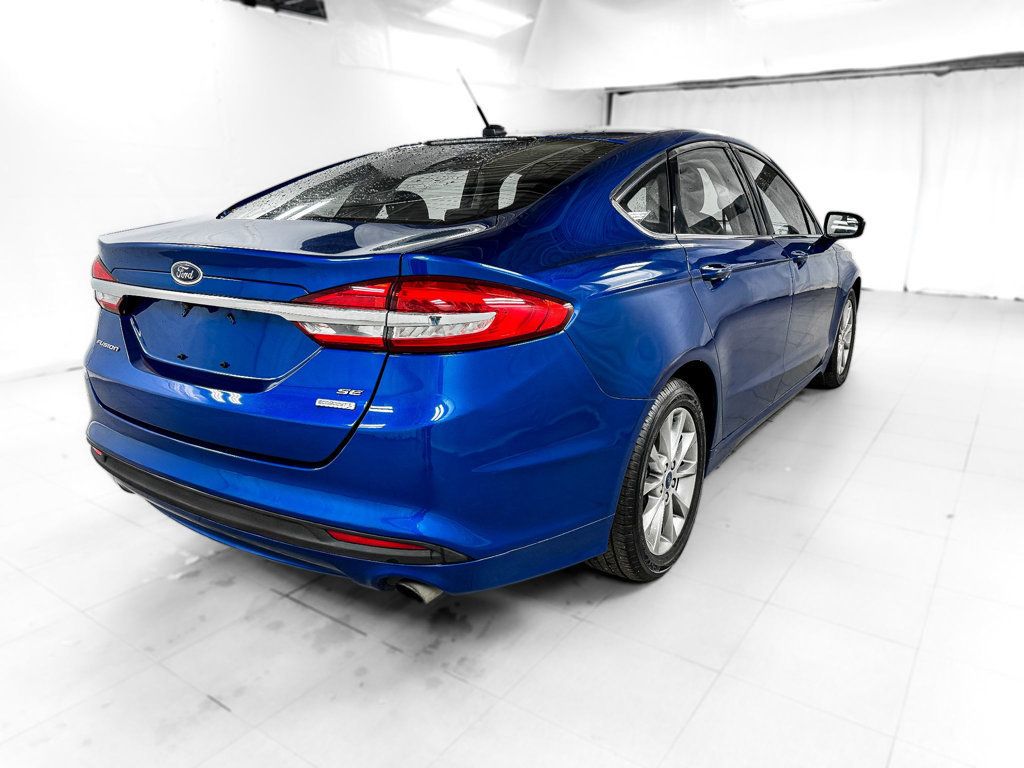 2017 Ford Fusion SE - 22935638 - 5