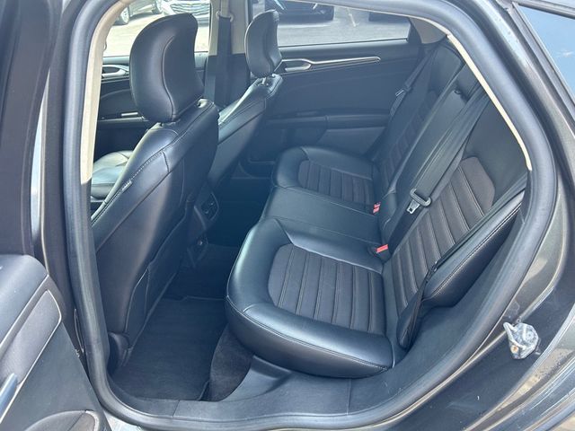 2017 Ford Fusion SE AWD - 23045864 - 7