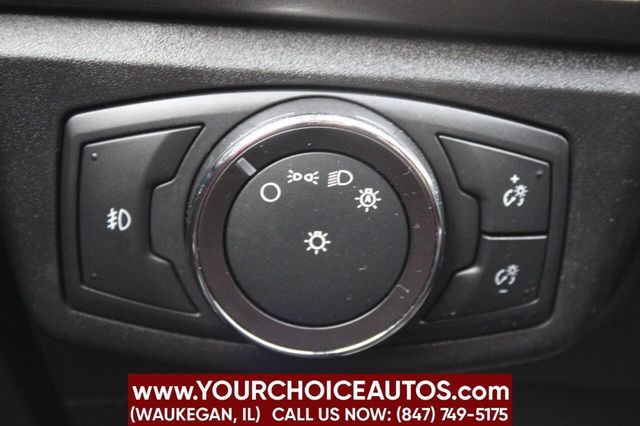 2017 Ford Fusion SE AWD - 22903958 - 29