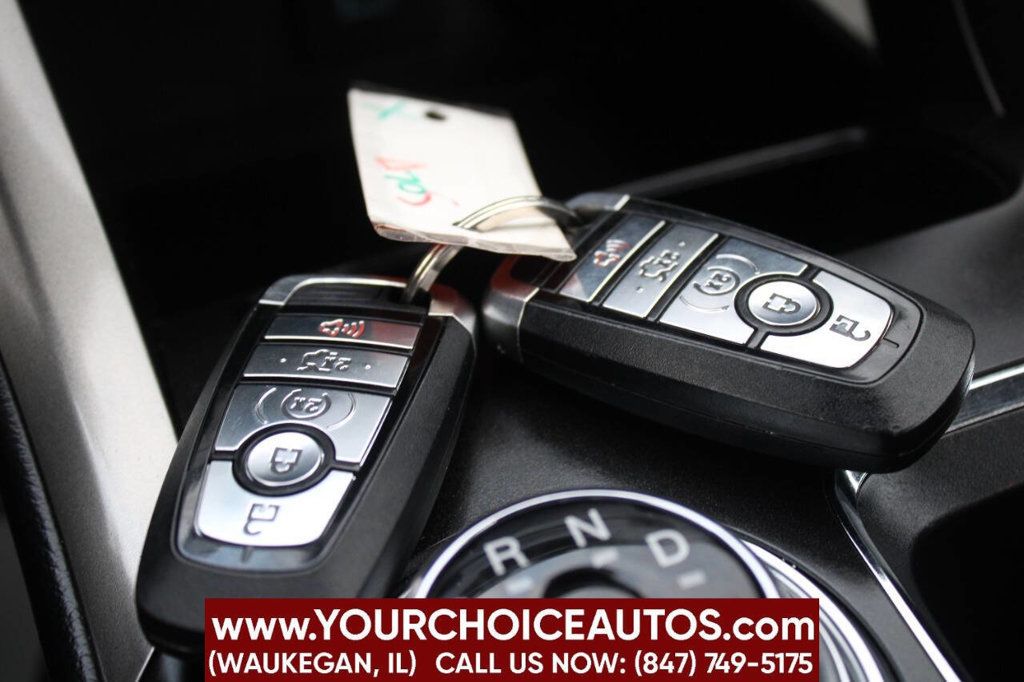 2017 Ford Fusion SE AWD - 22903958 - 33