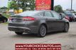 2017 Ford Fusion SE AWD - 22903958 - 4