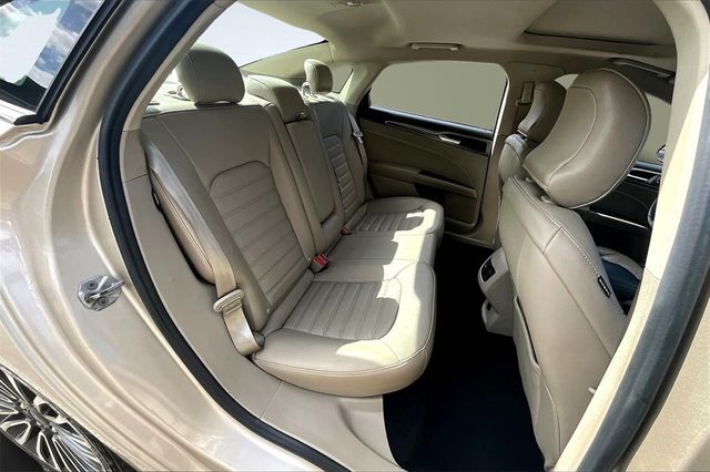 2017 Ford Fusion SE AWD - 22960474 - 13