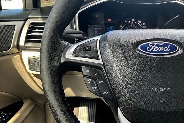 2017 Ford Fusion SE AWD - 22960474 - 20