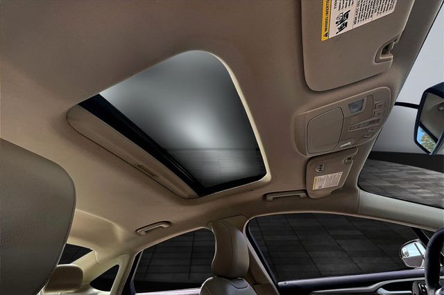 2017 Ford Fusion SE AWD - 22960474 - 32