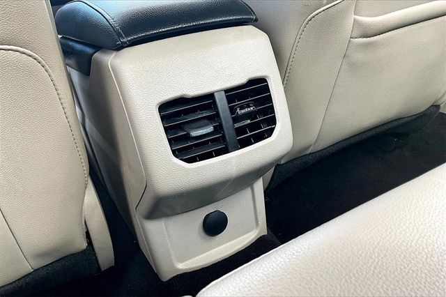 2017 Ford Fusion SE AWD - 22960474 - 33