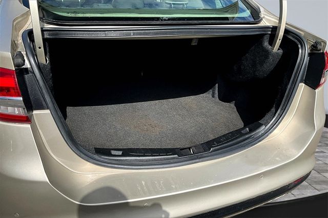 2017 Ford Fusion SE AWD - 22960474 - 34