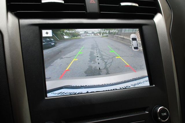 2017 Ford Fusion SE FWD - 22783572 - 34