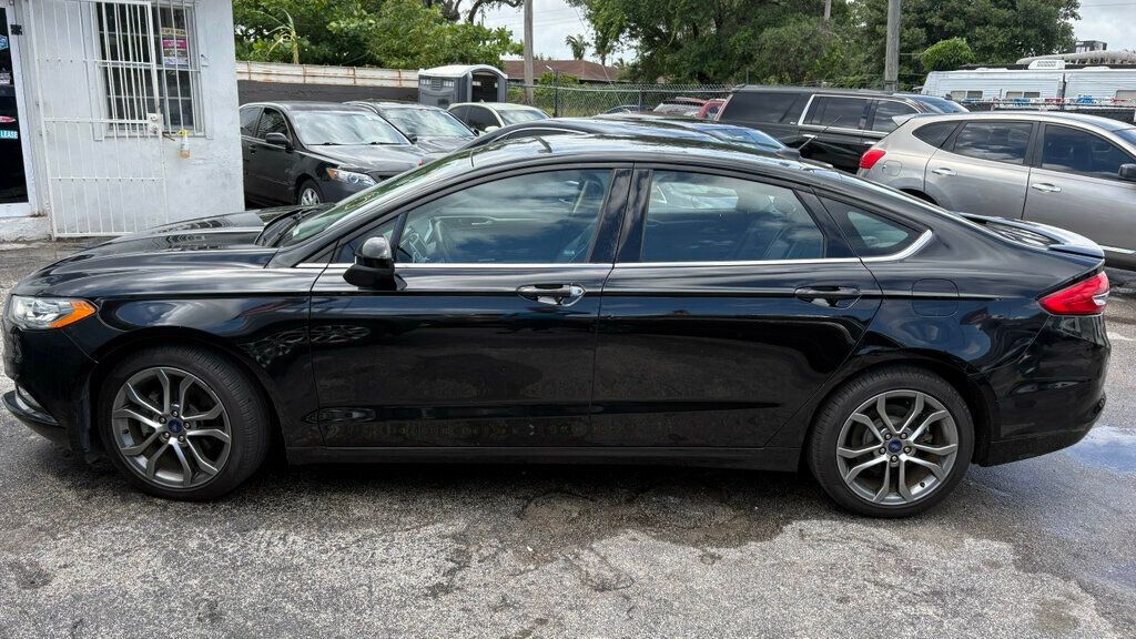 2017 Ford Fusion SE FWD - 23010791 - 2