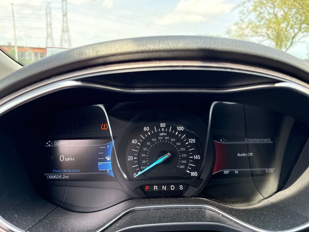 2017 Ford Fusion SE FWD - 23051343 - 9