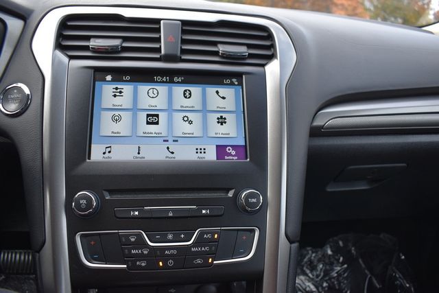 2017 Ford Fusion SE FWD - 22948645 - 9