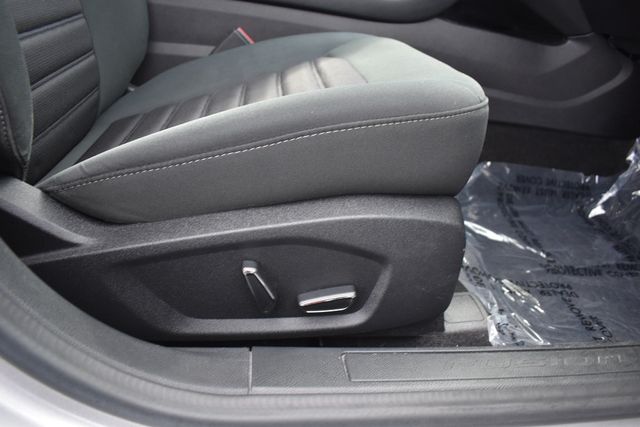 2017 Ford Fusion SE FWD - 22948645 - 24