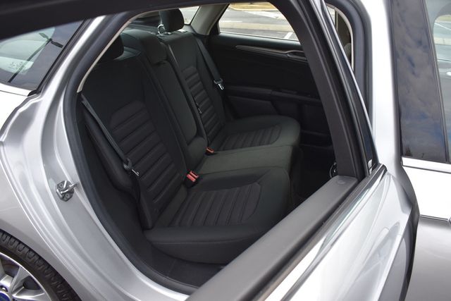 2017 Ford Fusion SE FWD - 22948645 - 4