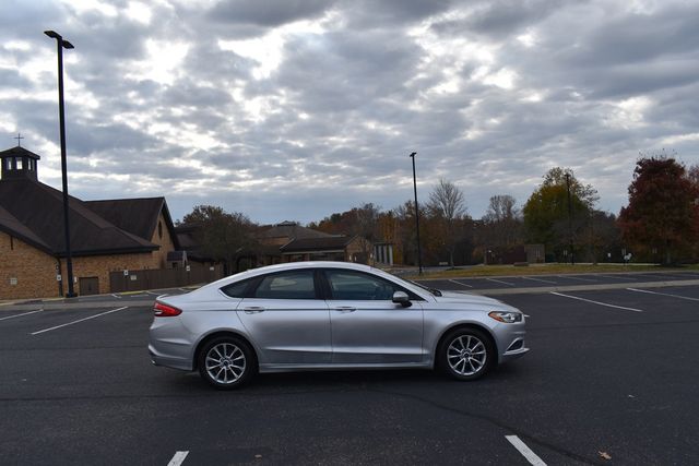 2017 Ford Fusion SE FWD - 22948645 - 50